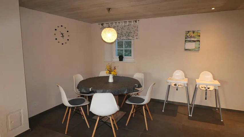 Gîte pour 5 personnes, avec jardin à Ralingen