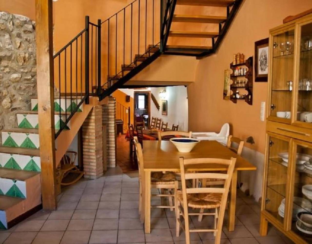 Maison de campagne "Jara" avec terrasse privée, jardin privé et Wi-Fi in Azuara, Province de Saragosse