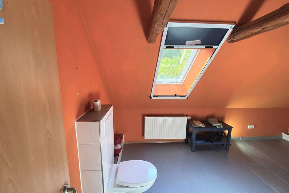Zweibettzimmer mit großem separatem Badezimmer in Amt Neuhaus, Elbtalaue