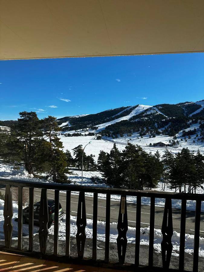 Appartement entier, U066 - Appartement cosy, vue sur la montagne à Gréolières in Gréolières les Neiges, Gréolières