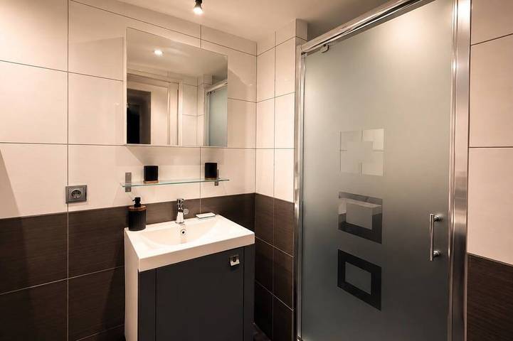 Les Toits de Gavroche, Parisian style, 8 min from Disneyland Paris. Sleeps 6. 55 m² in Serris, Sena y Marne