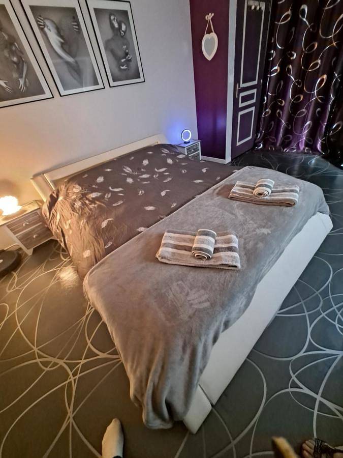 Location de vacances pour 8 personnes, avec terrasse à Graye-sur-Mer - 3