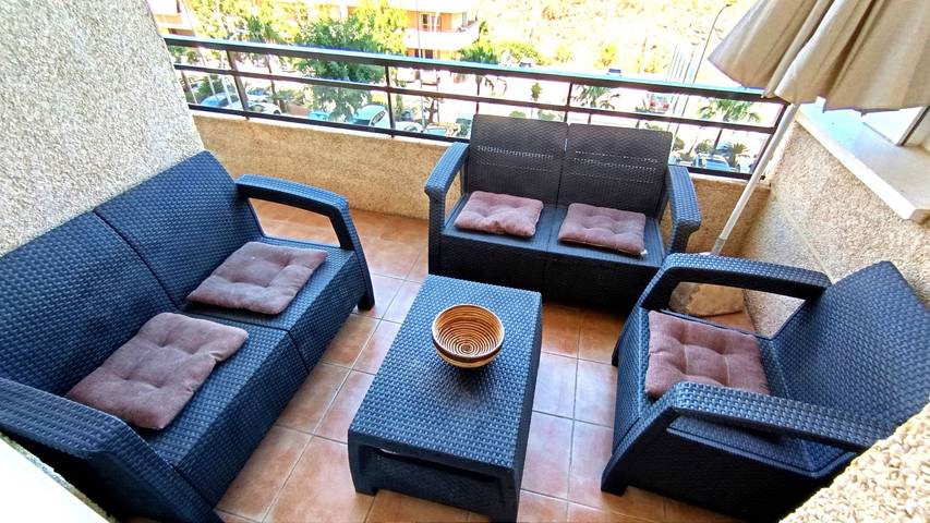 Holiday home for 6 people, with garden and pool as well as balcony in Benalmádena