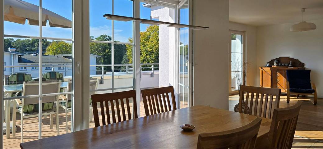 Appartement entier, Strandnahe 3-Zi.-Fewo (ca.102 m²) mit großen Balkon und Fahrstuhl in Graal-Müritz, Rostock et ses environs