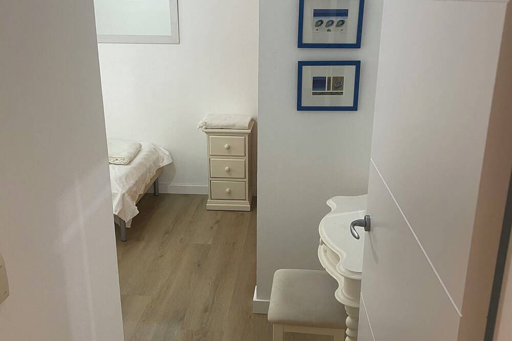 Entire apartment, Modern Apartment In The Heart Of The Old Town in Town of Altea, Altea
