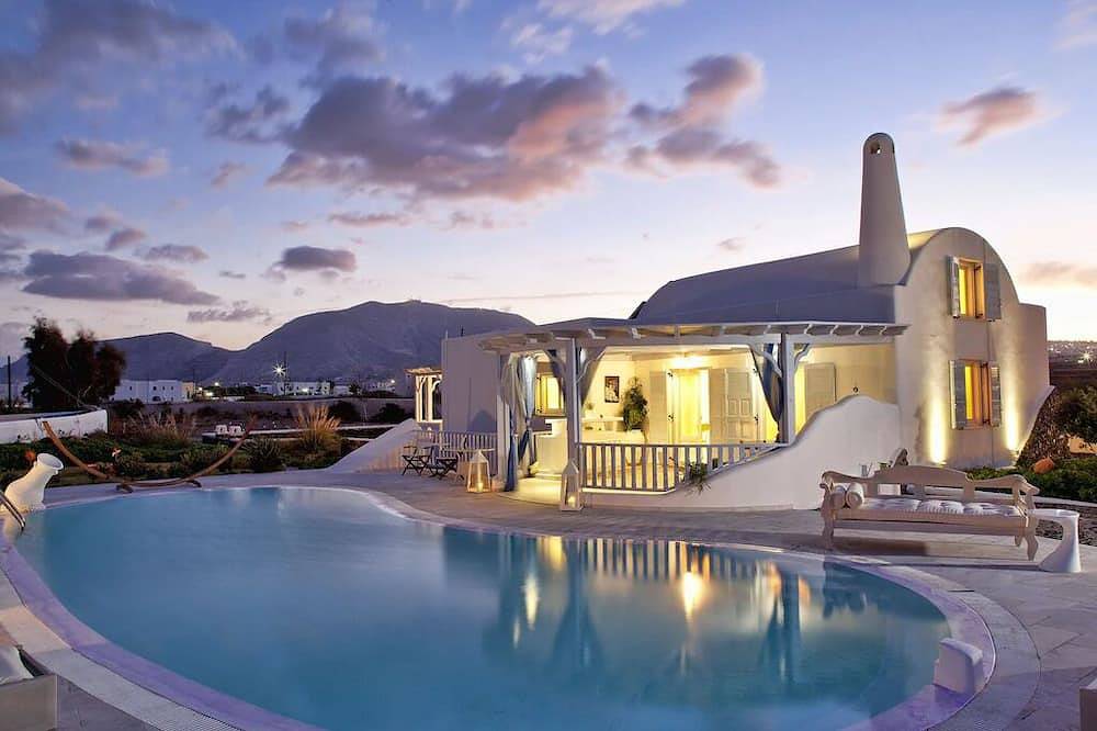 Gesamte Private Villa | Haus | Pool - für Sie, dass absolute Privatsphäre suchen in Santorin