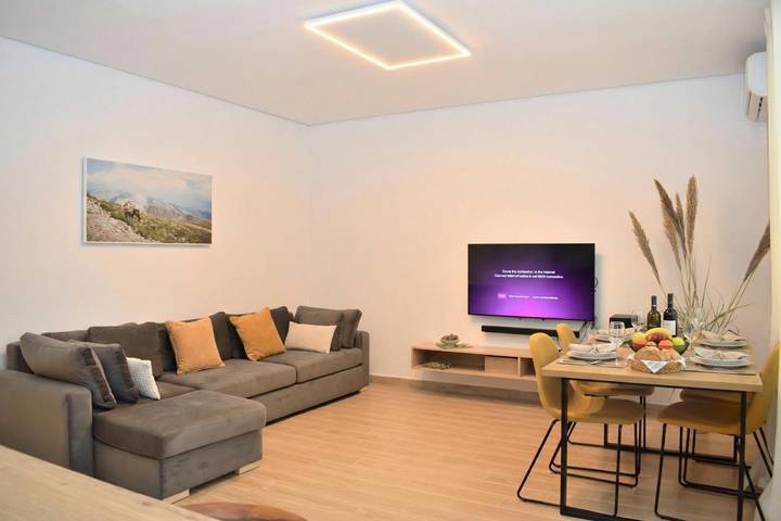 Glamping per 6 persone, con balcone, adatto a famiglie con bambini in Albania