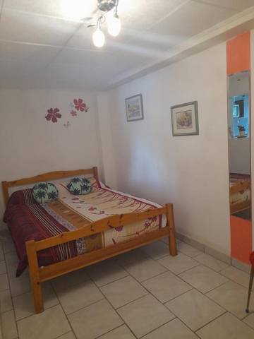 Appartement de vacances pour 2 personnes, avec vue et terrasse en Haute-Loire