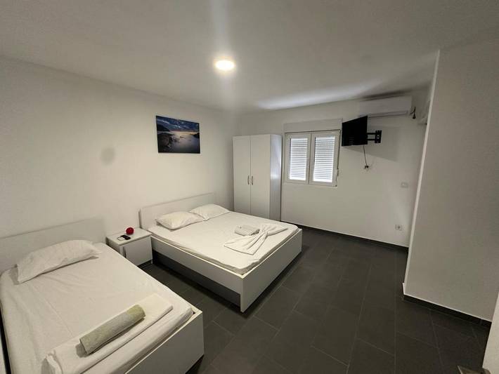 Appart’hôtel pour 3 personnes, avec Balcon ainsi que Terrasse et Vue