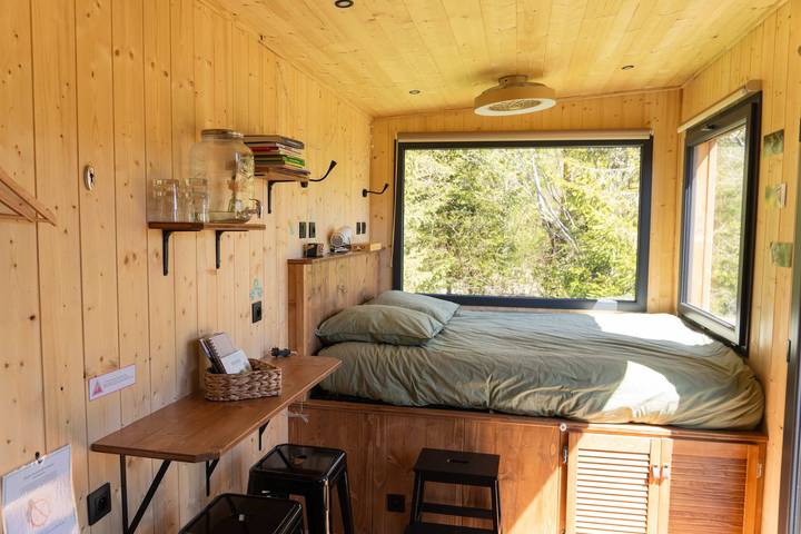 Entire apartment, Homnest ※ Combette Jurassienne ※ 20min des Rousses in Septmoncel Les Molunes, Parc naturel régional du Haut-Jura