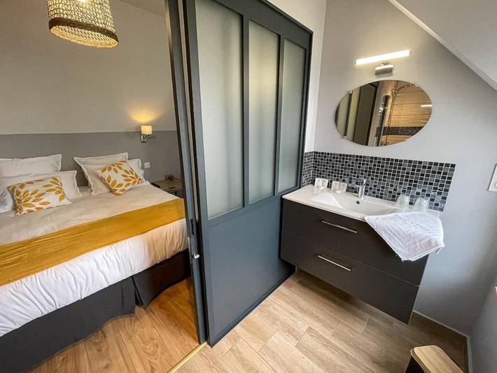 Location de vacances pour 2 personnes, avec jardin et vue à Flogny-la-Chapelle - 2