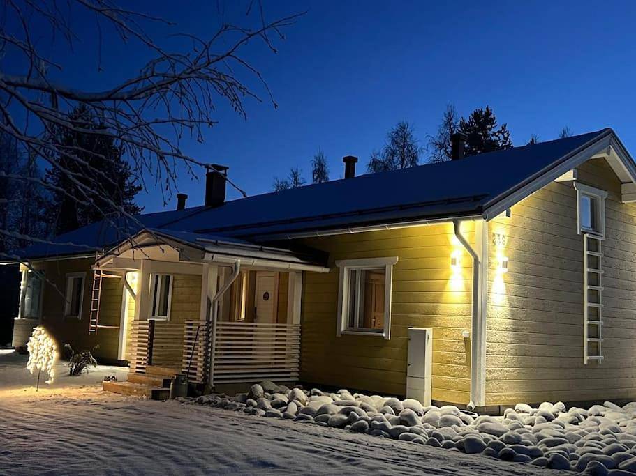 Ganze Wohnung, Villa Aurinkola in Rovaniemi, Lappland