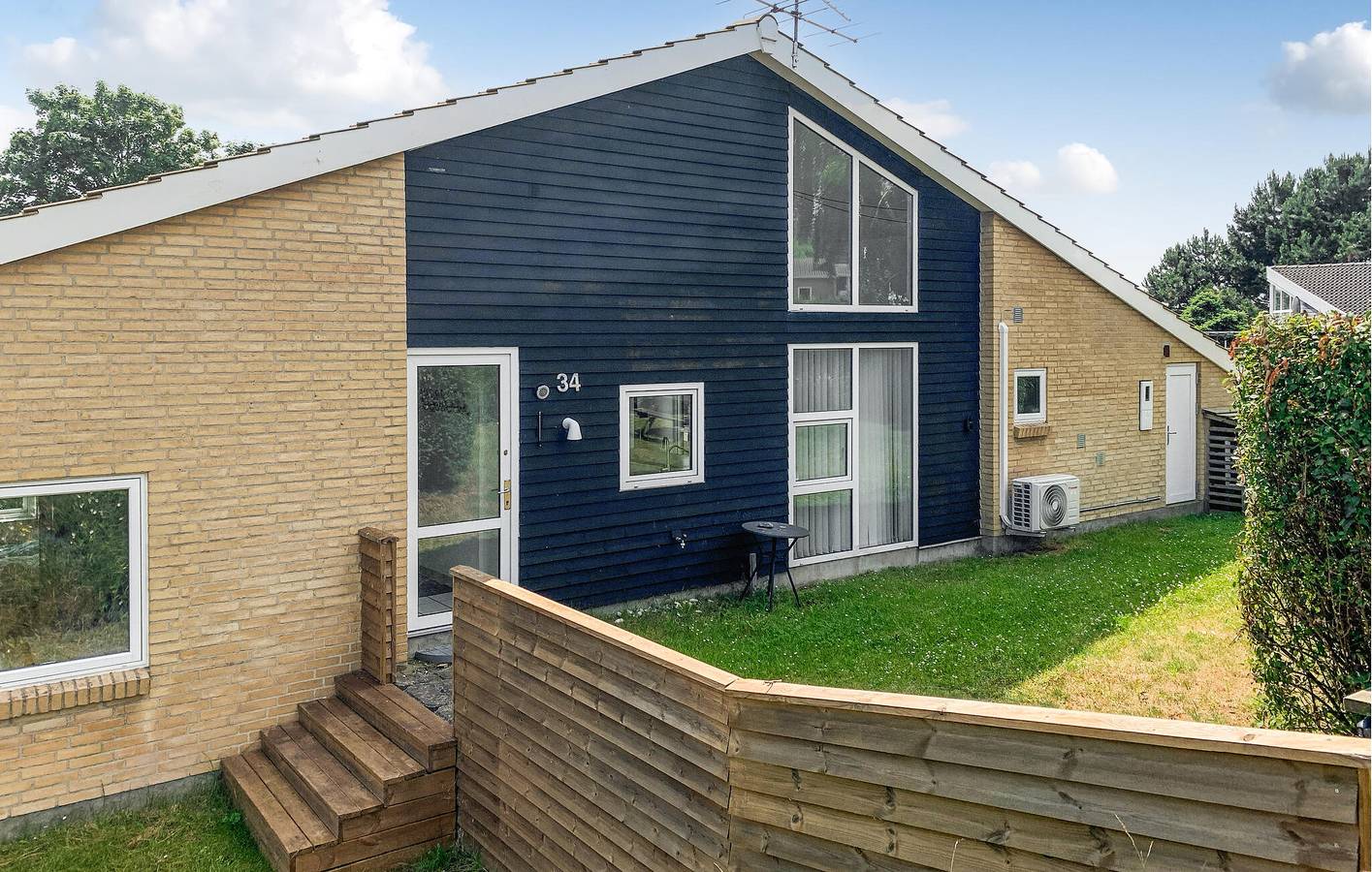 Vacation house for 10 people with hot tub in Øerne, Ebeltoft