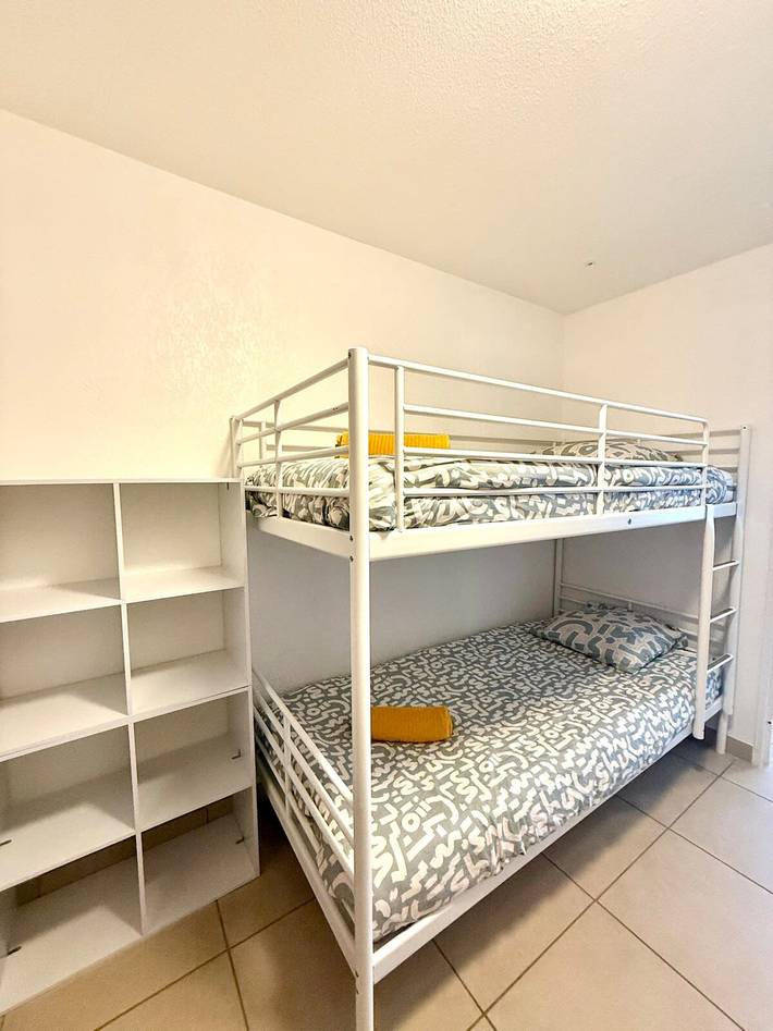 Gîte pour 4 personnes, avec balcon dans Le Brusc - 4