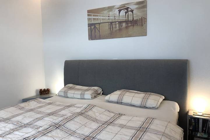 Ganze Wohnung, Gemütliche barrierefreie Fewo in Neubau direkt zwischen Weinbergen und dem Main in Segnitz, Fränkisches Weinland