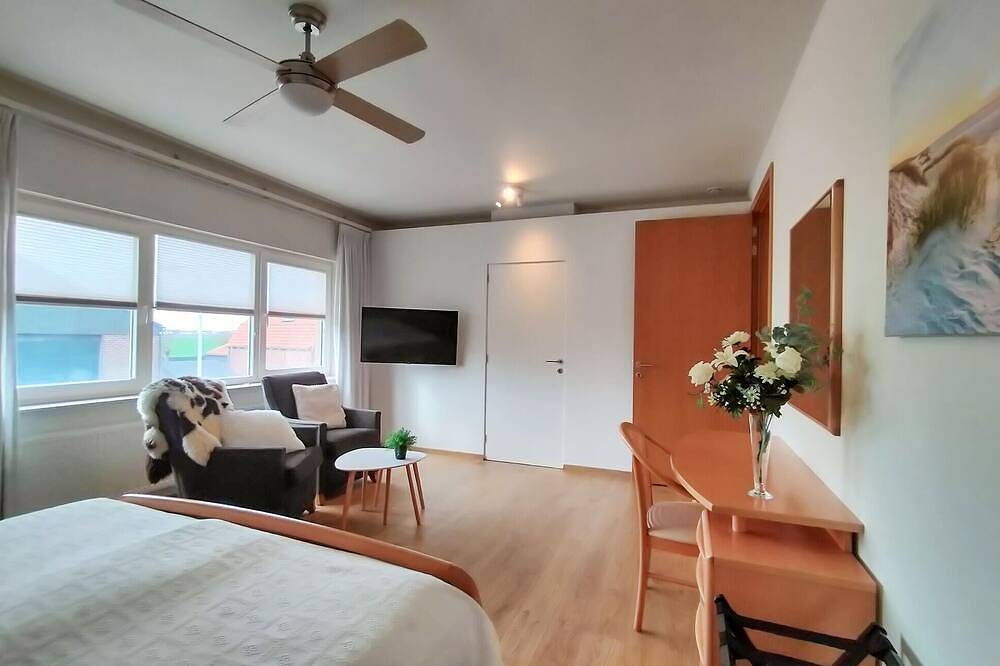 Geheel appartement, Mooi appartement in Cadzand met panoramisch uitzicht op het huis. in Cadzand, Zeeuwse Kust