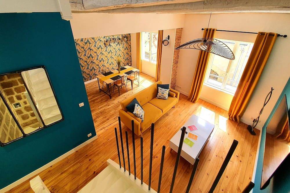Love Room La Gaillardise in Brive-la-Gaillarde, Brive-la-Gaillarde region