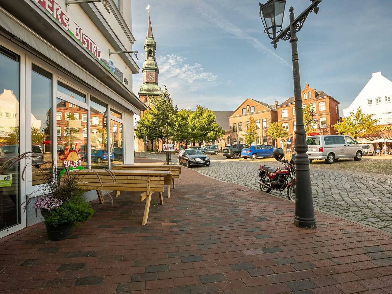 Ganze Ferienwohnung, Nordsee-Remise - Kutscherhaus von 1896 in Tönning, Halbinsel Eiderstedt