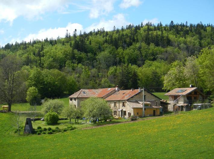 Gîte pour 10 personnes, avec jardin ainsi que terrasse et sauna à Saint-Agnan-en-Vercors - 2
