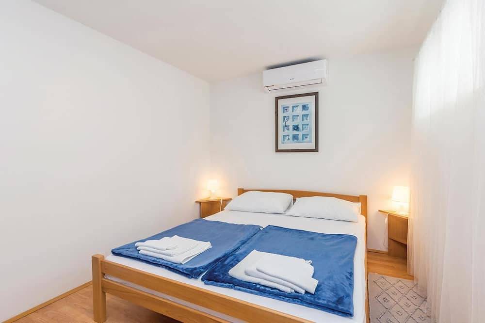 Apartamento inteiro, Alojamento T1 em Krk in Punat, Krk