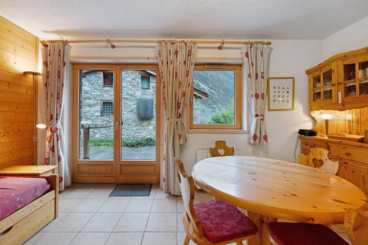 Estudio entero, Estudio Le Tilleul 21 – Chalet a 100 m de pistas, terraza privada y garaje cerrado in Bonneval-sur-Arc, Región de Saint-Jean-de-Maurienne