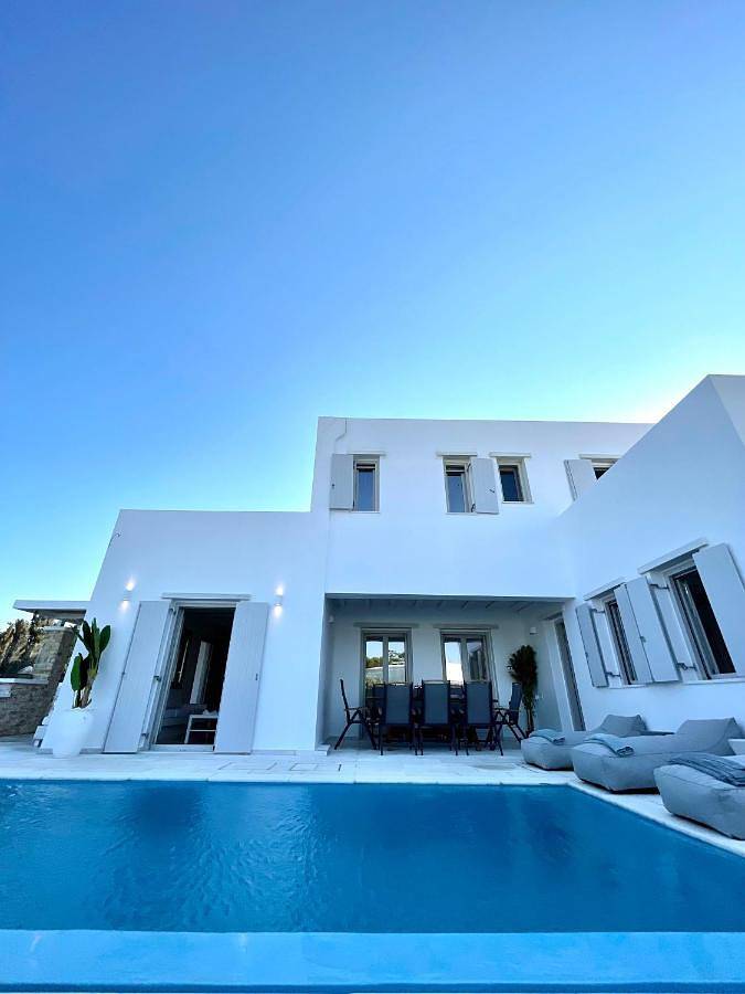 Location de vacances pour 8 personnes, avec piscine ainsi que vue et jardin, animaux acceptés dans Píso Livádi - 4