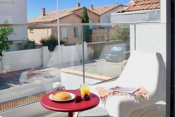 Gîte pour 4 personnes, avec jardin et balcon dans Office de Tourisme de Mauguio Carnon