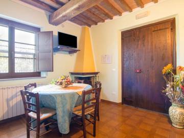 Agriturismo per 4 Persone in Castiglione del Lago, Lago Trasimeno, Foto 3