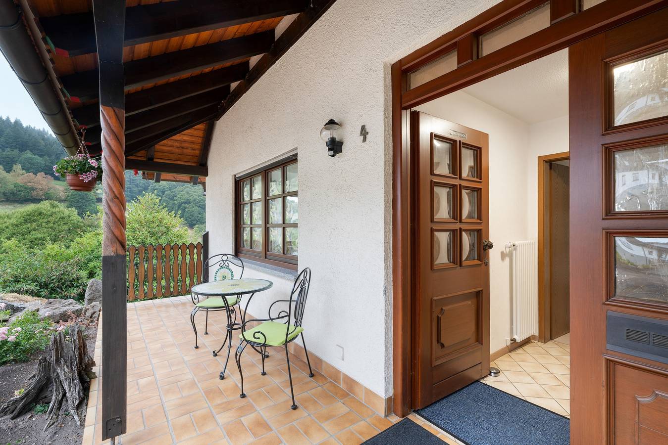 Ganze Wohnung, Ferienwohnung Nasdala: Entspannen mit traumhaftem Panoramablick in Bühlertal, Mittlerer Schwarzwald