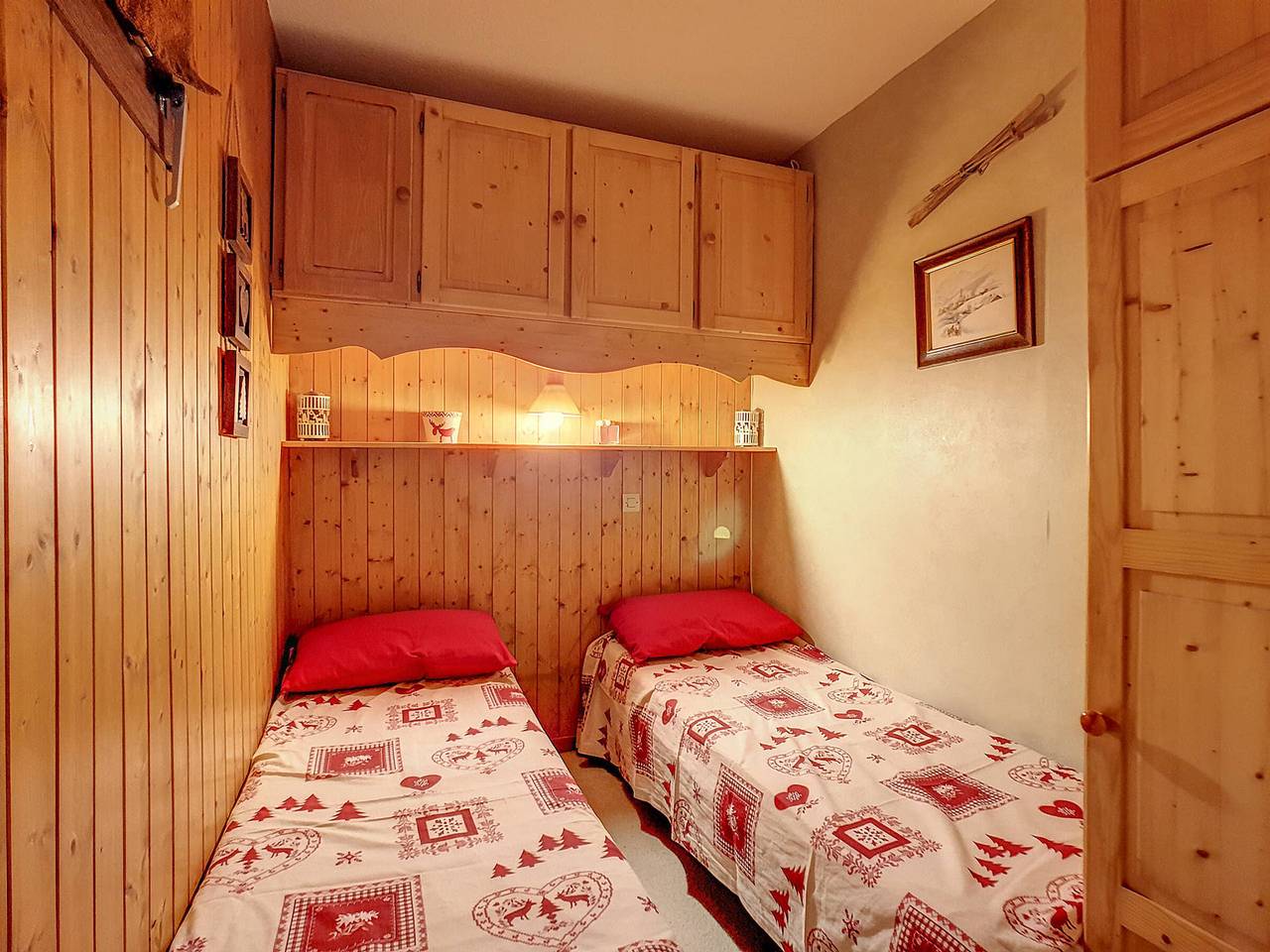 Entire apartment, Cozy apartment in La Clusaz, 4 pers, with Wifi in La Clusaz, Annecy region