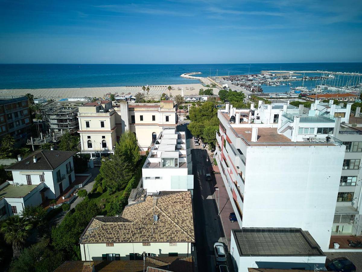 B&B amare - Il Battito del Mare a Due Passi in Venere Mare, Giulianova (Commune)