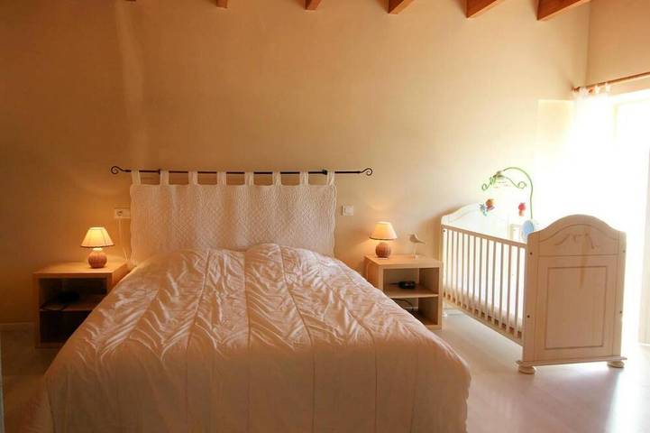 Location de vacances pour 10 personnes, avec terrasse ainsi que piscine et jardin à Villeneuve-de-Duras - 2