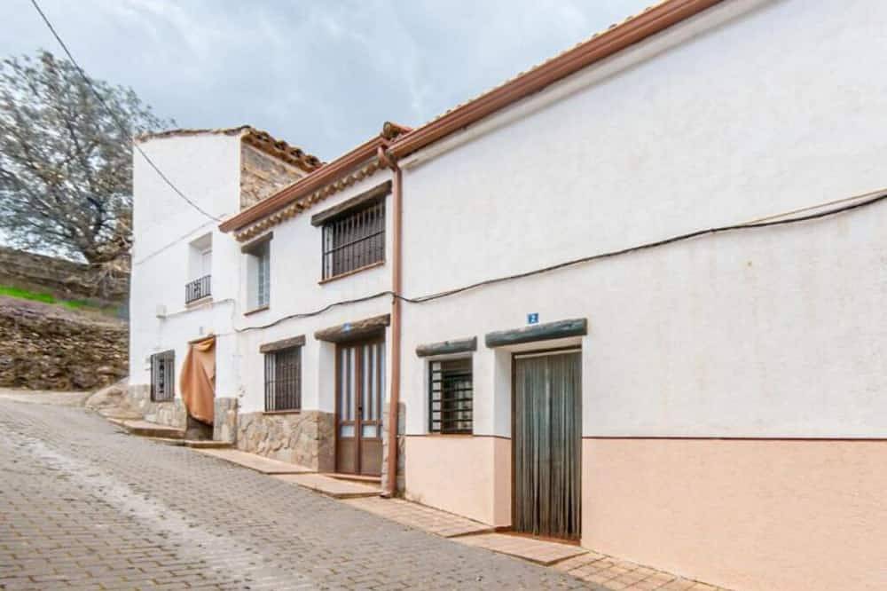 Casita acojedora con chimenea en sierra del segura in Santiago-Pontones, Parque natural de las Sierras de Cazorla y Segura