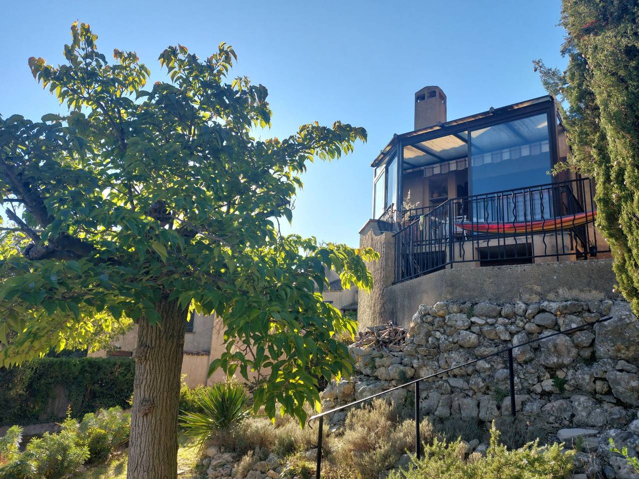 Mon Coua in Esparron-de-Verdon, Regionaler Naturpark Verdon