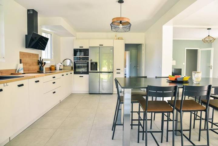 Location de vacances pour 11 personnes, avec terrasse et piscine, animaux acceptés à Biaudos - 3