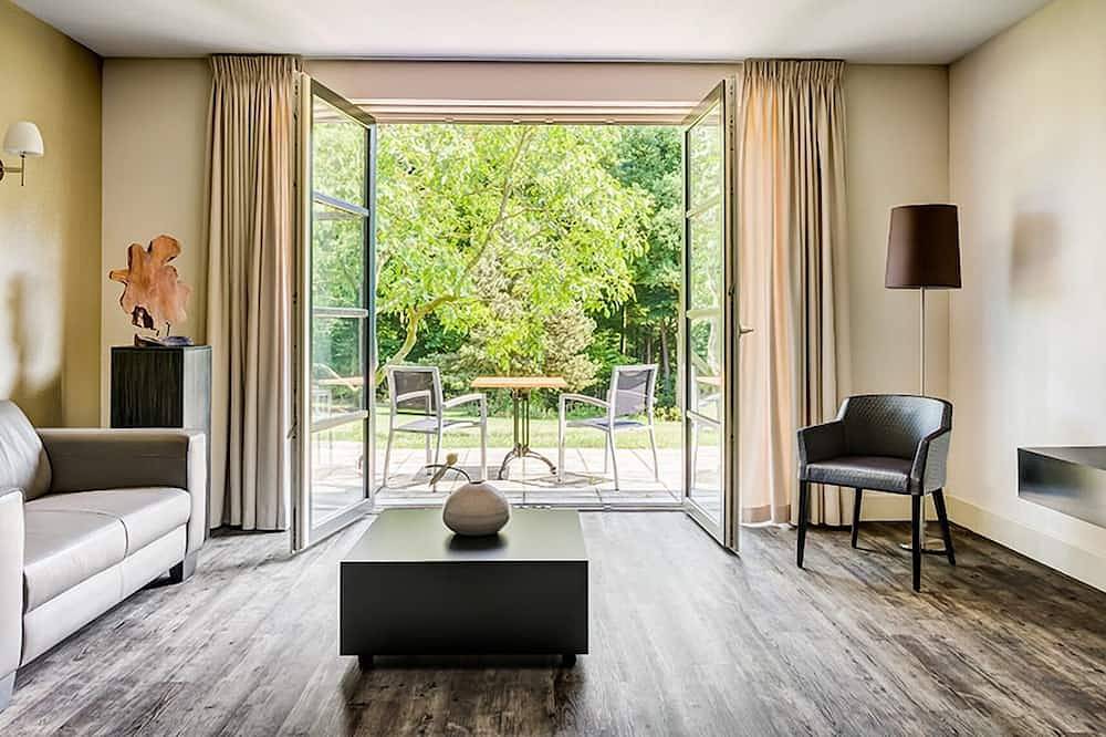 Cozy Stay in a Beautiful Forest Estate | Perfect for a Peaceful Getaway! in Berg en Dal, Betuwe