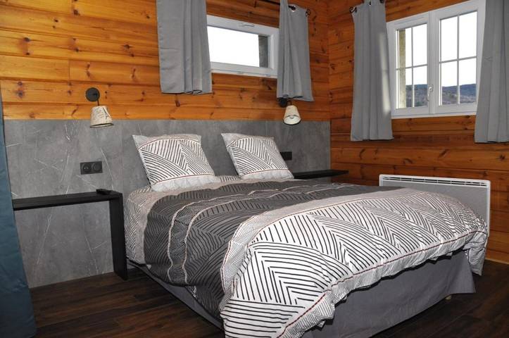 Gîte pour 8 personnes, avec jardin et vue, animaux acceptés à Osséja - 2