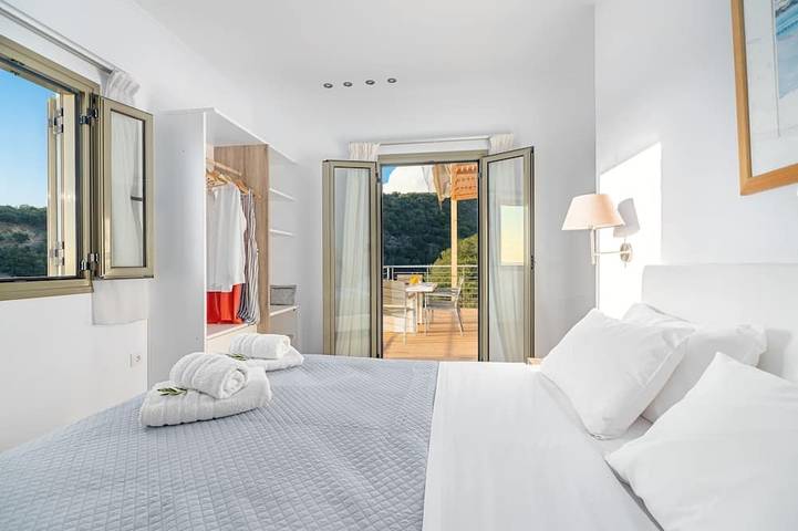 Villa tranquilla costruita pensando alla privacy in Messenia