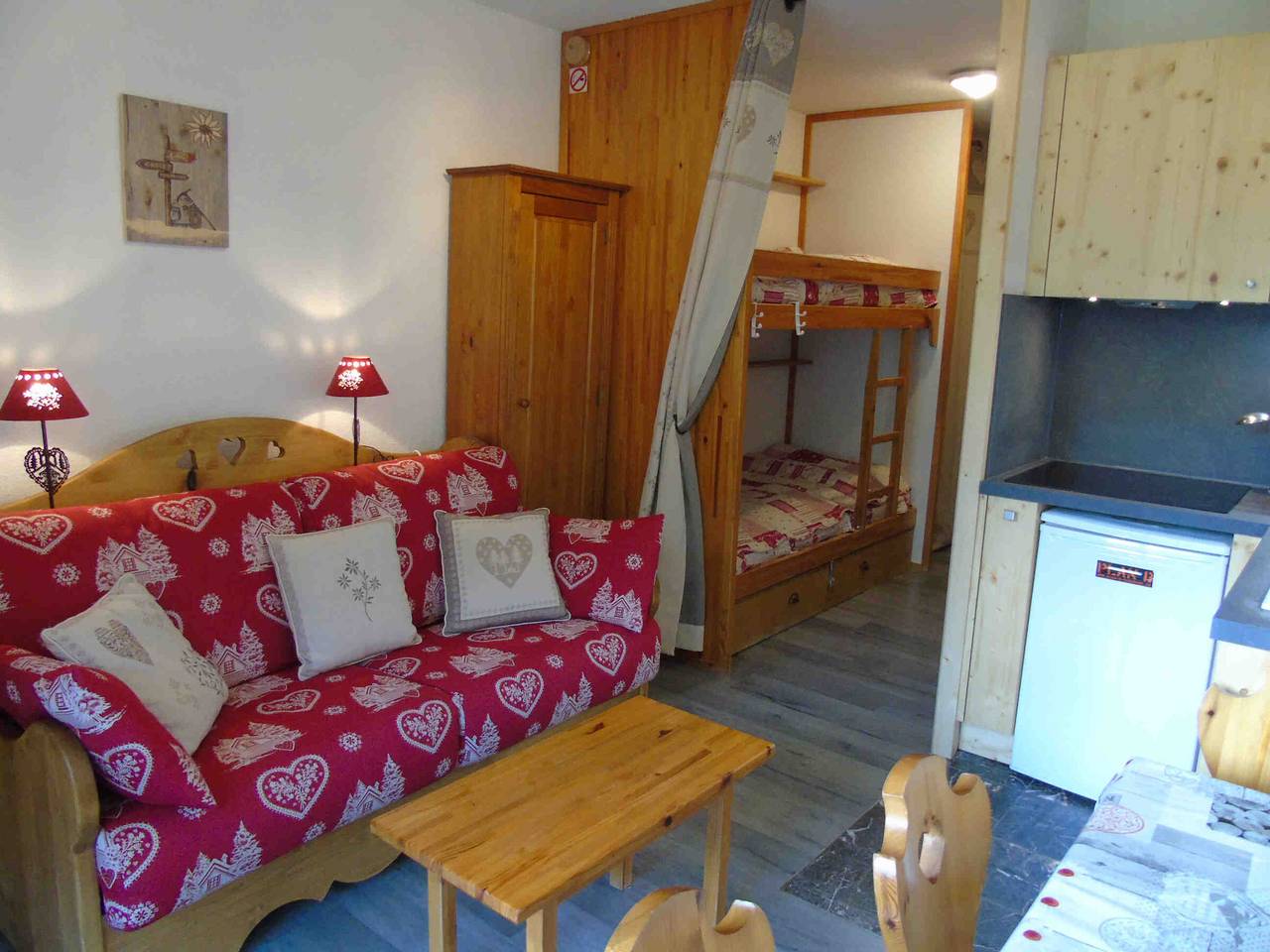 Estudio entero, Estudio acogedor para 4 personas a 50m del telecabina y comercios en Valfréjus in Valfréjus, Modane