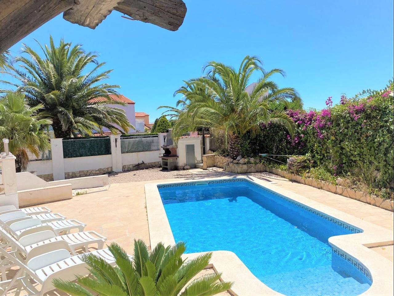 Villa indépendante avec piscine privée, pour 10 personnes in Les Tres Cales, Terres de l'Èbre