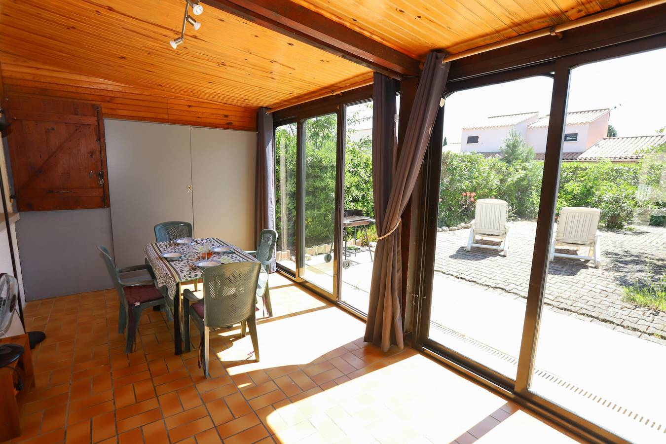St Cyprien Maison 4p avec grande terrasse et jardin clos in Saint-Cyprien-Plage, Saint-Cyprien