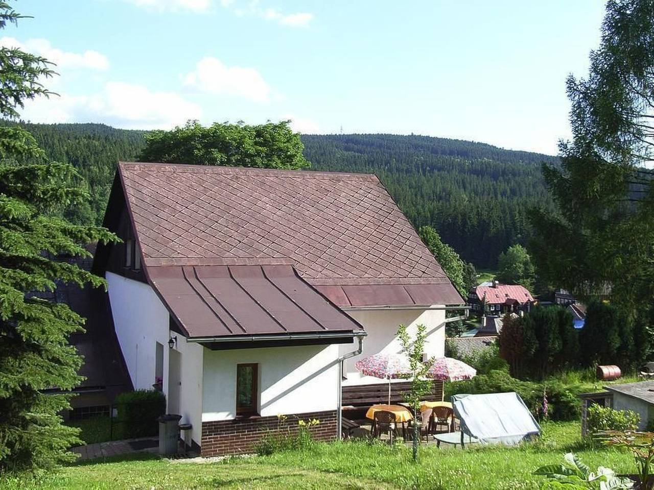 Ferienvilla mit privatem Pool in Smržovka, Liberec Regio