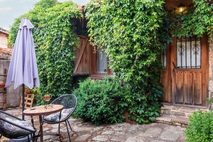 Casa rural para 2 personas, con Jacuzzi y Jardín