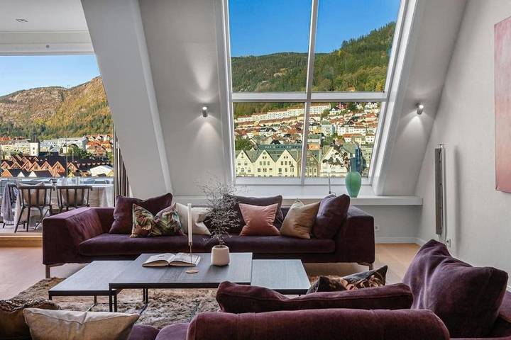Ferienwohnung für 6 Personen, mit Terrasse und Whirlpool in Bergen - 2