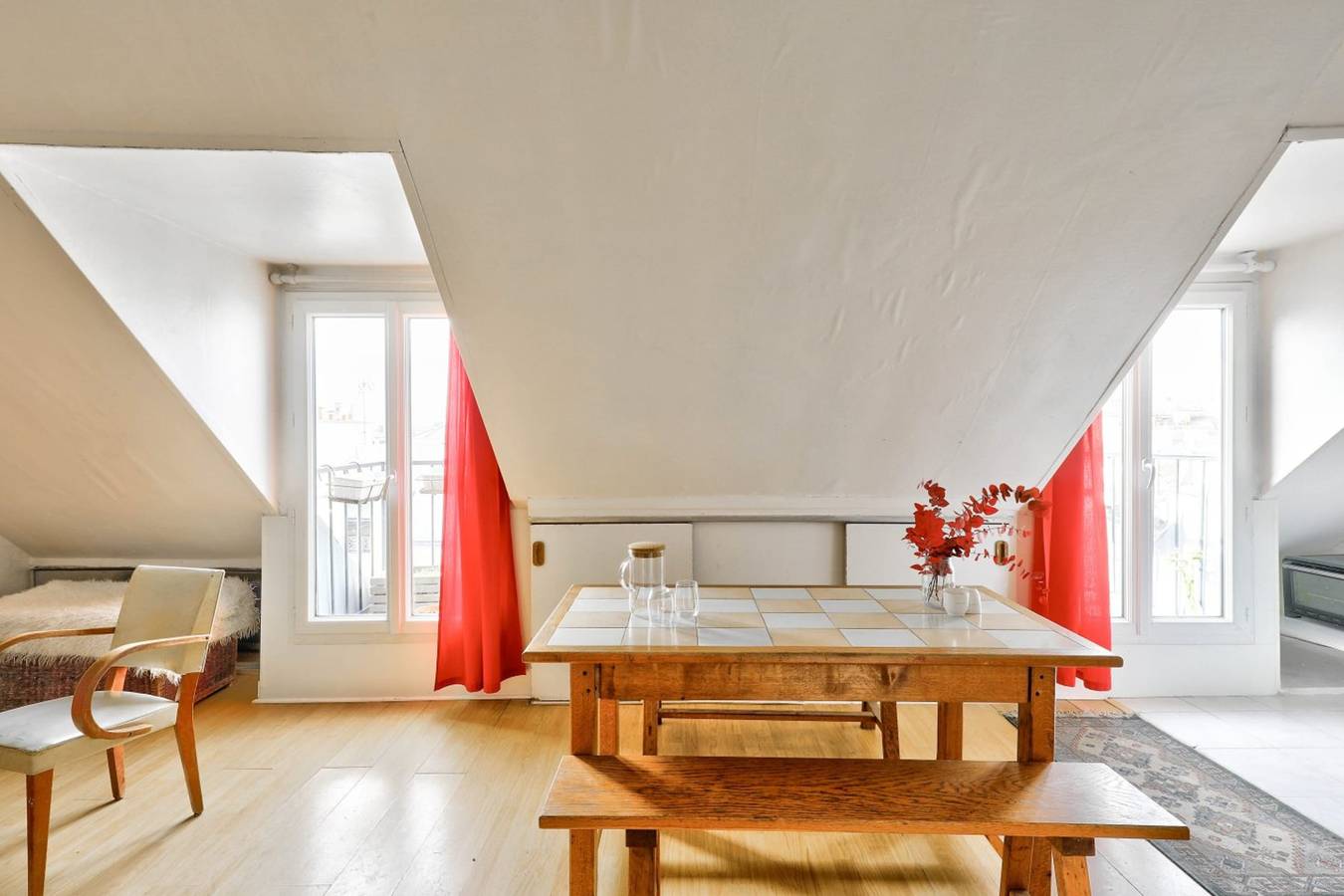 Ganze Wohnung, Cosy apartment under the roofs of Paris in 3e Arrondissement, Paris