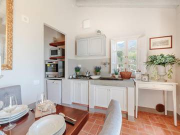 Agriturismo per 6 Persone in Lucca, Provincia di Lucca, Foto 1
