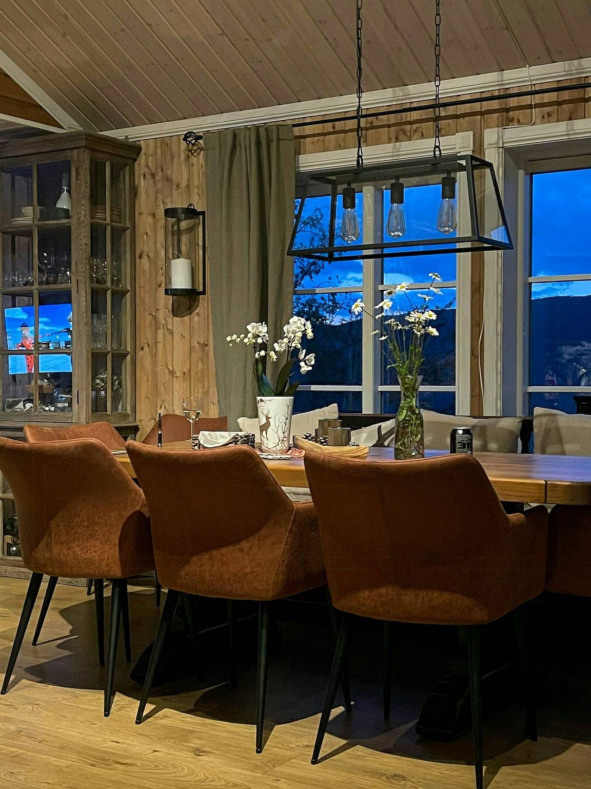 Blockhütte am Fuße des Hallingskarvet in Hol