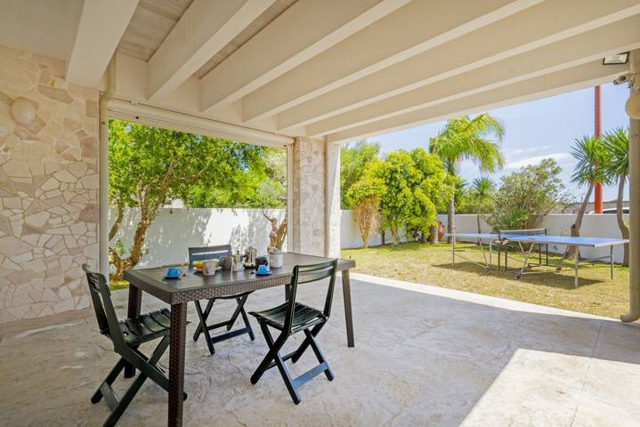 Apartamento entero, Apartamento de vacaciones para 4 personas con jardín in Torre Dell'orso, Melendugno