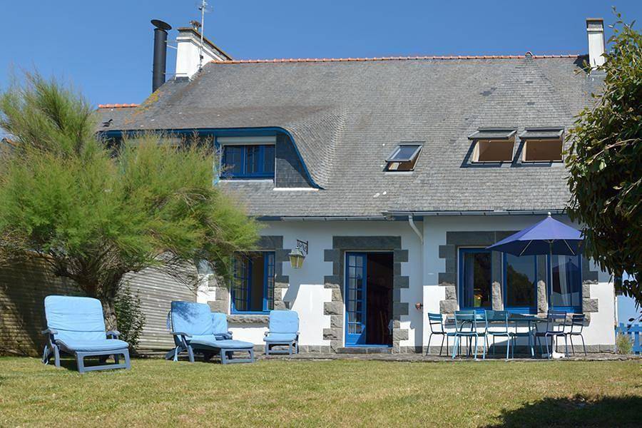 Ferienhaus "Men Meur" mit Blick auf das Wasser in Guilvinec, Quimper und Umgebung