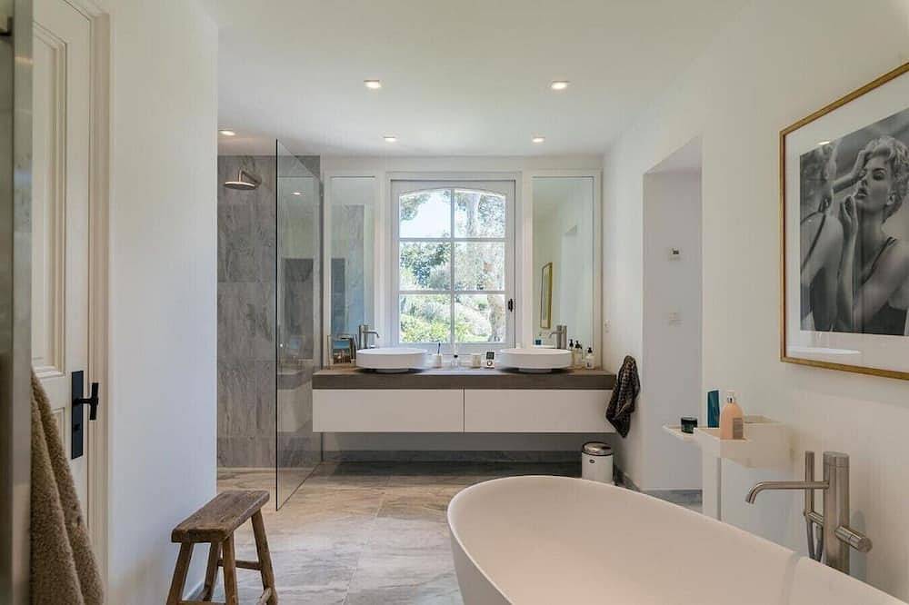 Villa des Parcs in Saint-Tropez, Mittelmeerküste (Frankreich)